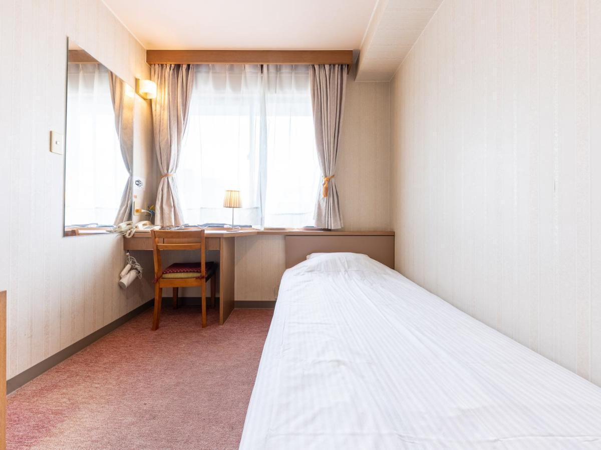 Tabist Business Hotel R Side Kanazawa Esterno foto