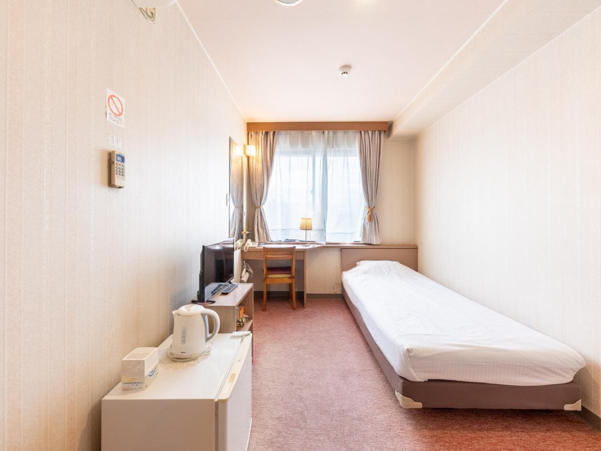 Tabist Business Hotel R Side Kanazawa Esterno foto