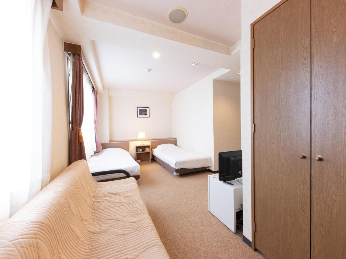 Tabist Business Hotel R Side Kanazawa Esterno foto